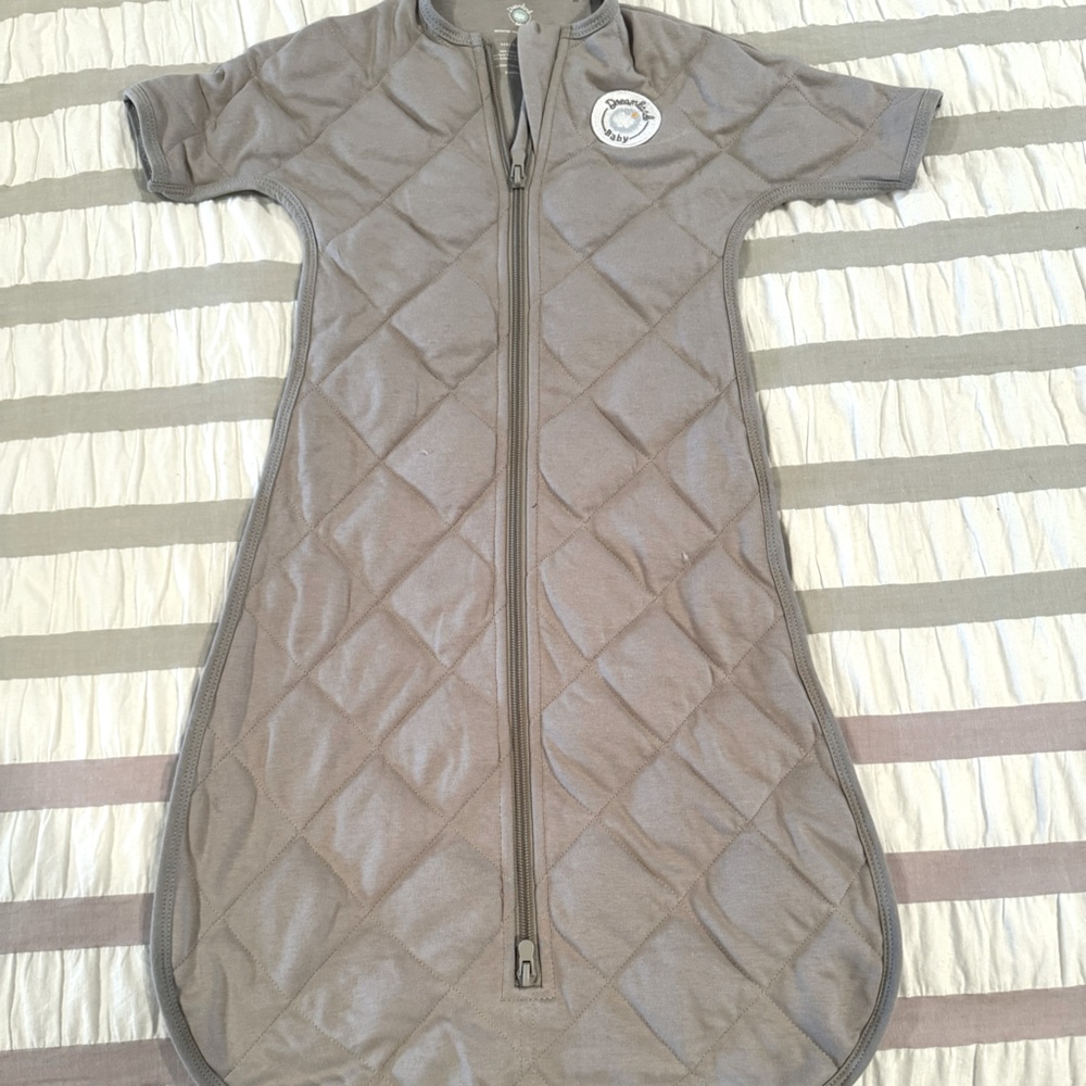 Dreamland baby weighted transition sleep sack. Size 6-9 months. Never used.